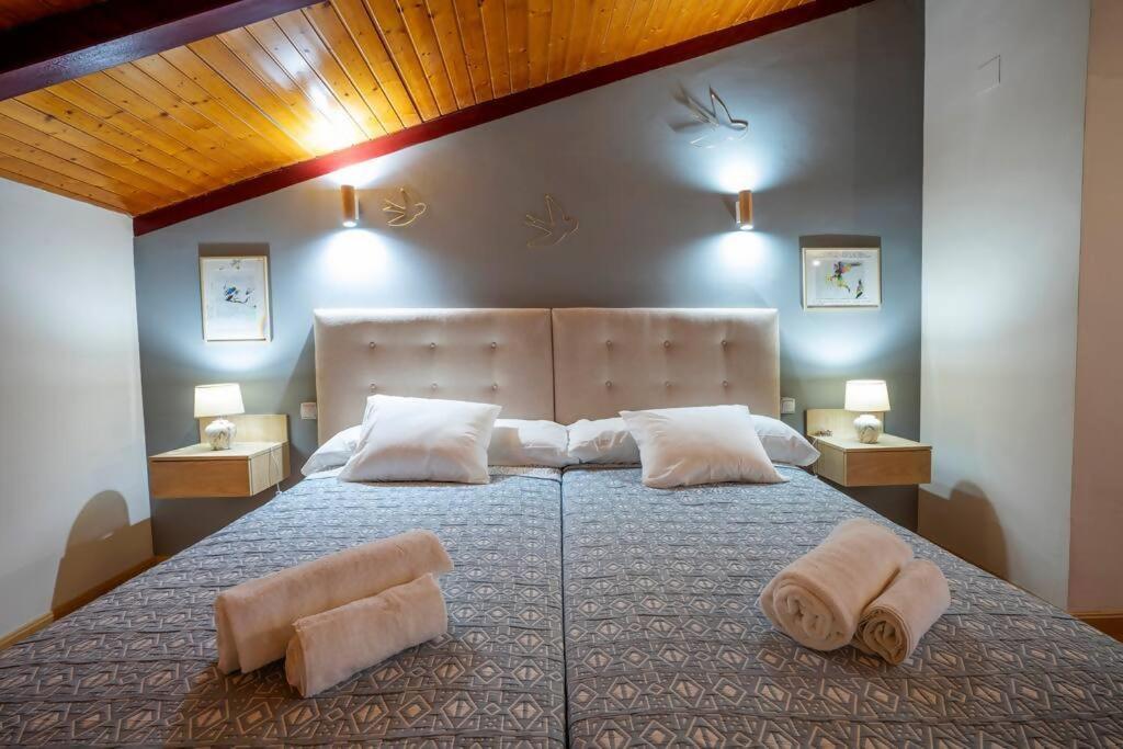 Duplex Apartamento Godoy Centro Caces エクステリア 写真